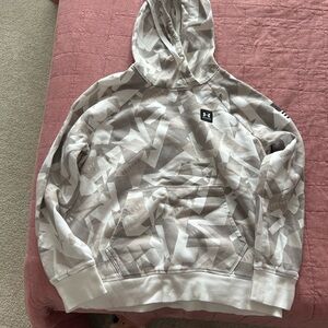 Under Armour Patterned Hoodie in Cream and Gray
